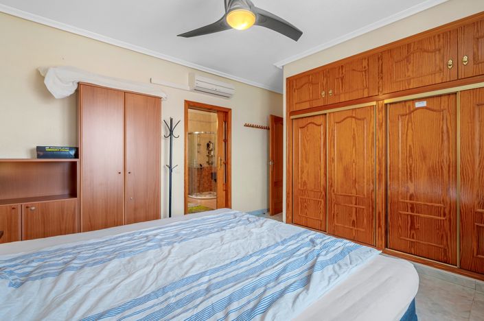 Image No.17-3 Bed Villa for sale