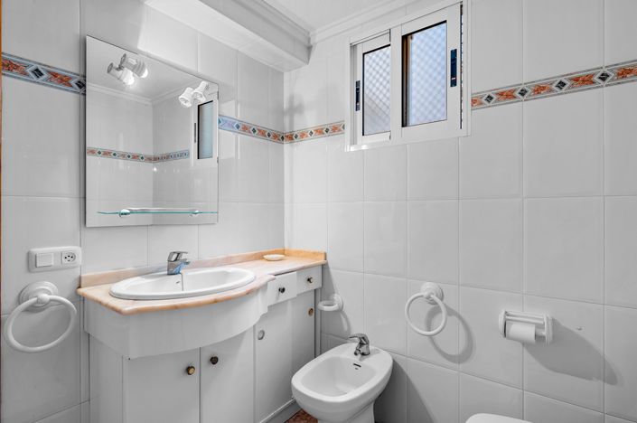 Image No.13-3 Bed Apartment for sale