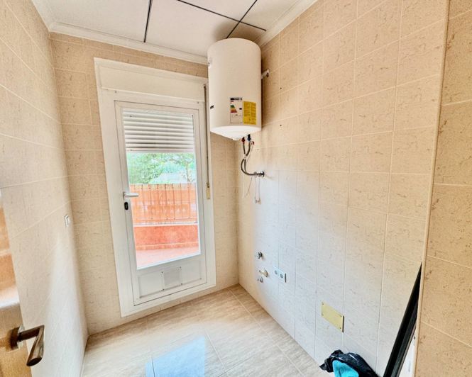 Image No.8-3 Bed Apartment for sale