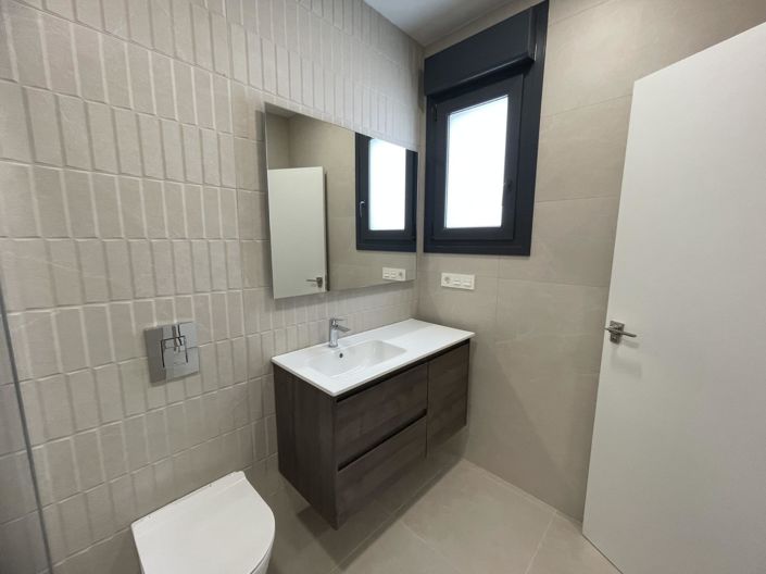 Image No.47-3 Bed Villa for sale