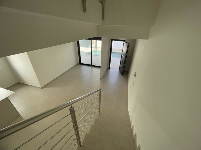 Image No.50-3 Bed Villa for sale