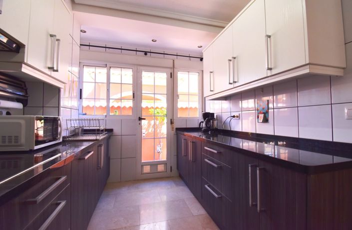 Image No.8-3 Bed Villa for sale