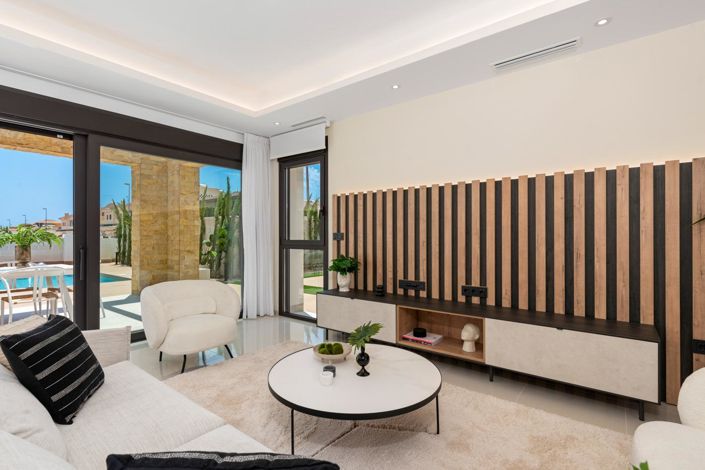 Image No.6-3 Bed Villa for sale