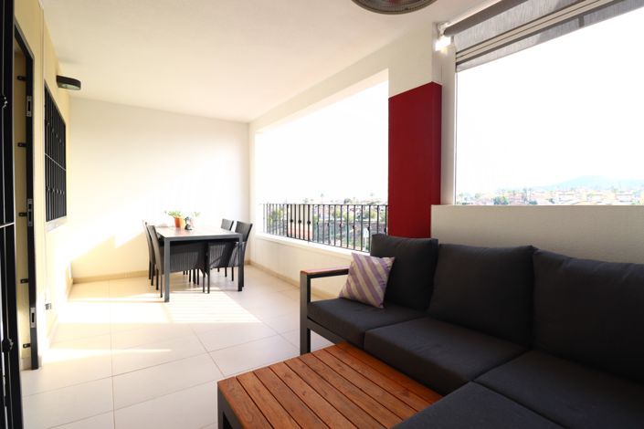 Image No.18-3 Bed Townhouse for sale