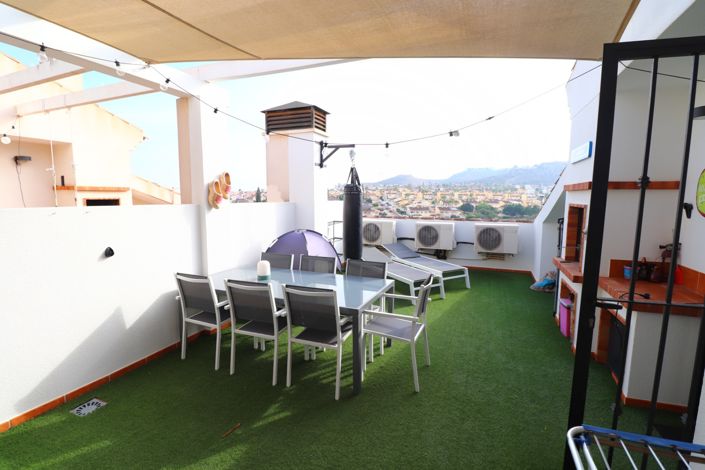 Image No.4-3 Bed Townhouse for sale