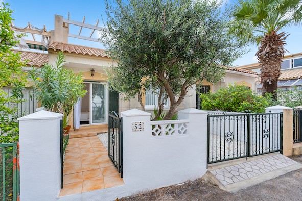 Image No.3-2 Bed Townhouse for sale