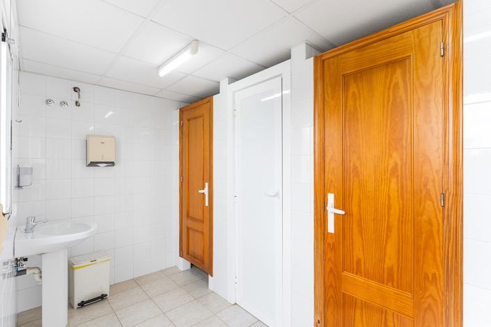 Image No.44-2 Bed Townhouse for sale