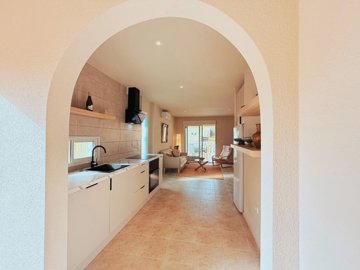 4 Bed Property for sale