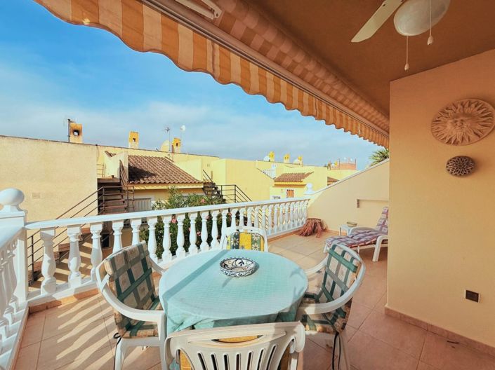 Image No.12-4 Bed Property for sale