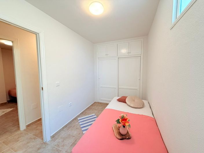 Image No.23-4 Bed Property for sale