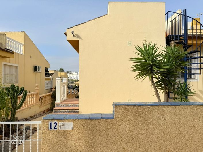 Image No.36-4 Bed Property for sale