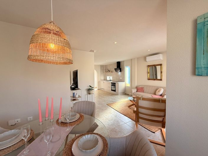 Image No.5-4 Bed Property for sale