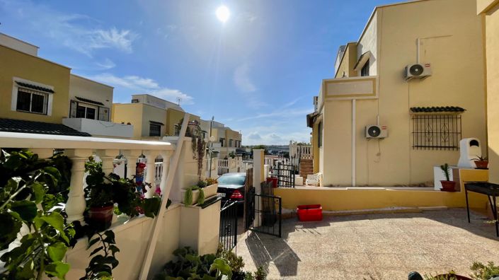 Image No.18-3 Bed Townhouse for sale