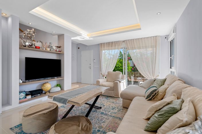 Image No.4-3 Bed Property for sale