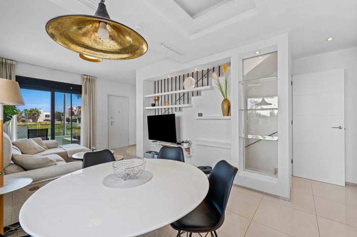 Image No.18-3 Bed Apartment for sale