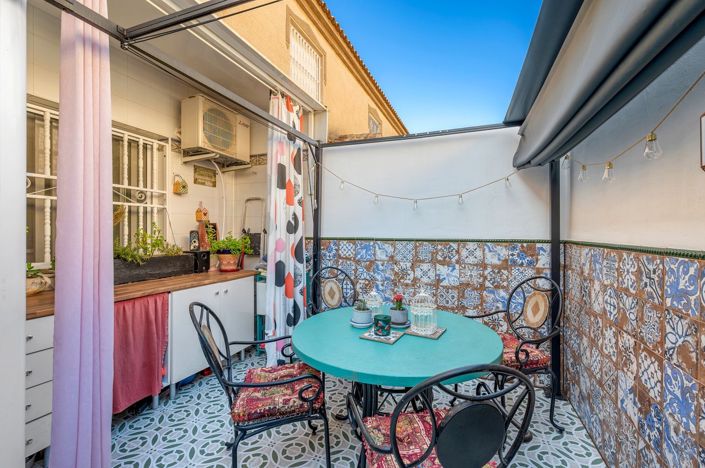 Image No.21-3 Bed Townhouse for sale