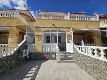 2 Bed Townhouse for sale