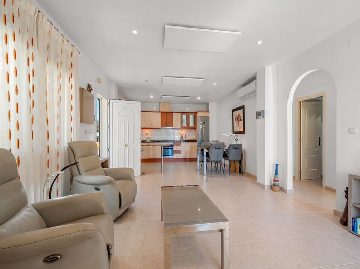 Image No.21-4 Bed Villa for sale