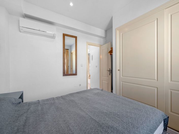 Image No.32-4 Bed Villa for sale