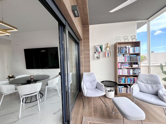 Image No.22-2 Bed Apartment for sale