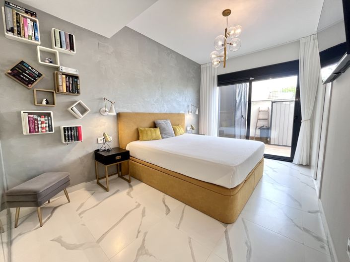 Image No.6-2 Bed Apartment for sale