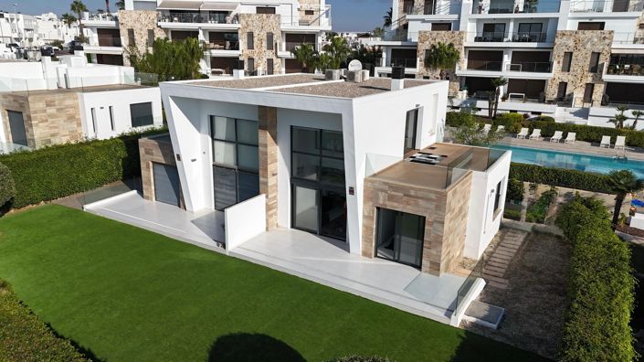 Image No.3-Villa de 3 chambres à vendre à Orihuela Costa