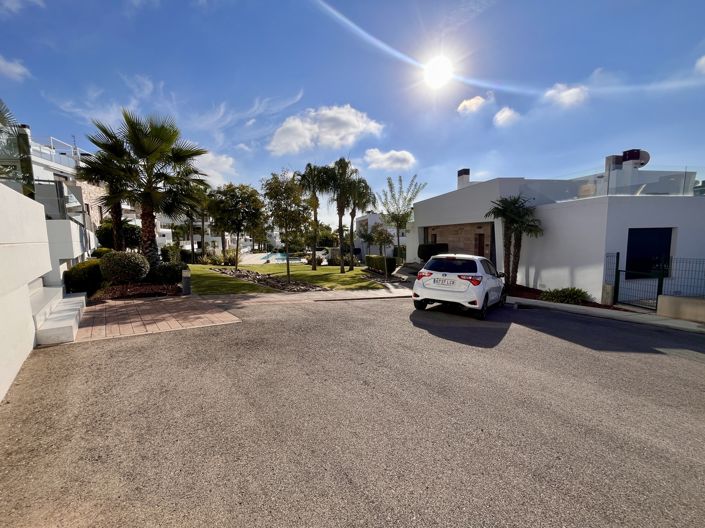 Image No.42-3 Bed Villa for sale