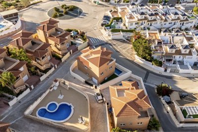 Villa de 4 chambres à vendre à Ciudad Quesada