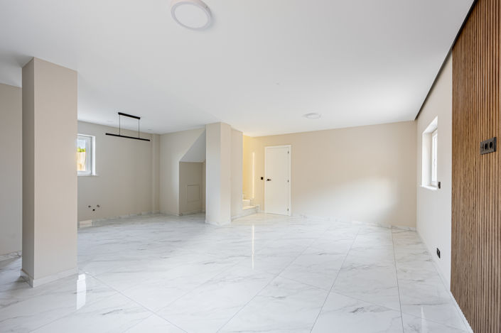 Image No.28-4 Bed Villa for sale