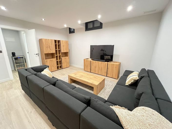 Image No.3-4 Bed Villa for sale