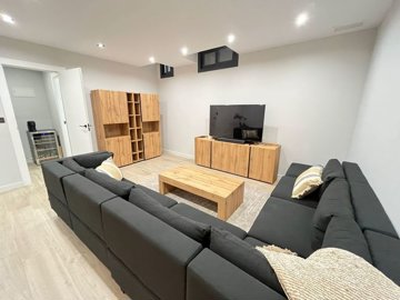 whatsappimage2025-10-13at1943582xlarge