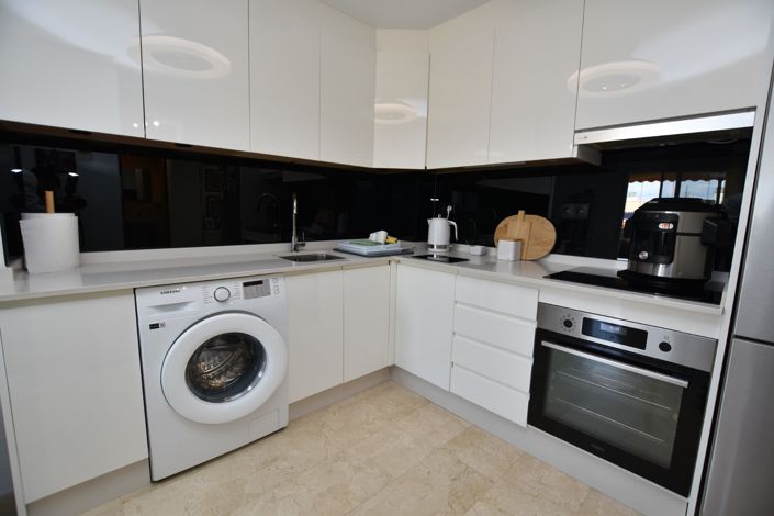 Image No.8-2 Bed Apartment for sale