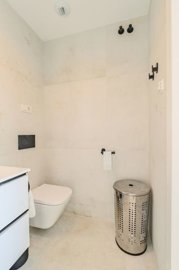 o1j8lavdsr17aaic07qm1ot9lgr34