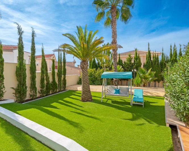 Image No.20-5 Bed Villa for sale