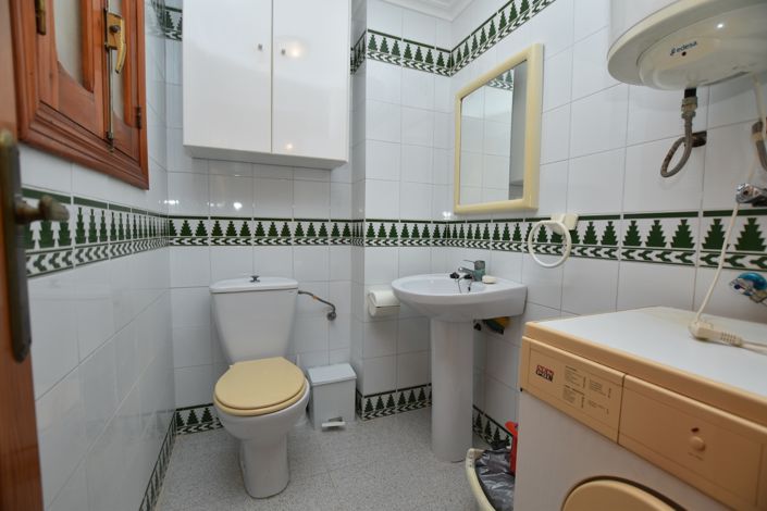 Image No.10-3 Bed Townhouse for sale