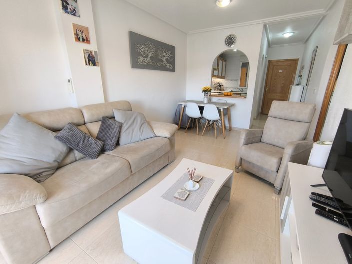 Image No.9-2 Bed Apartment for sale