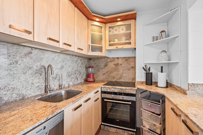 Image No.22-2 Bed Apartment for sale