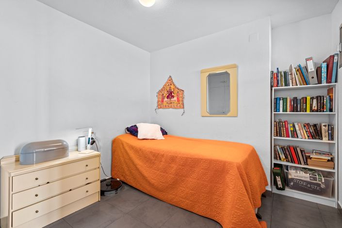 Image No.29-2 Bed Apartment for sale