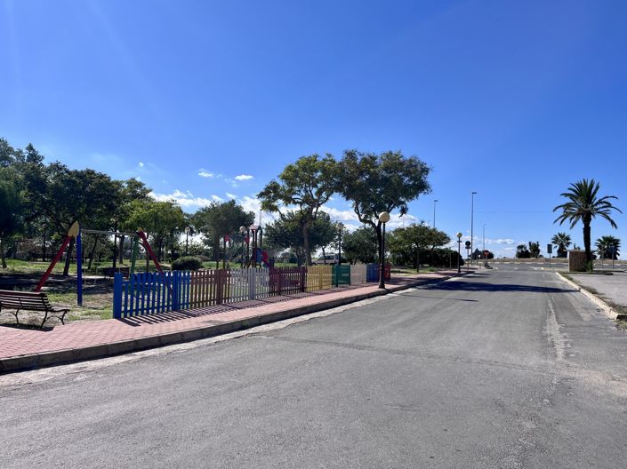 Image No.27-3 Bed Apartment for sale