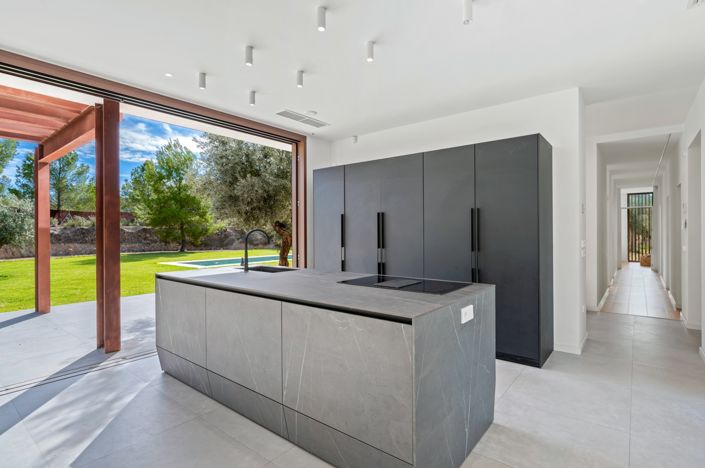 Image No.11-4 Bed Villa for sale