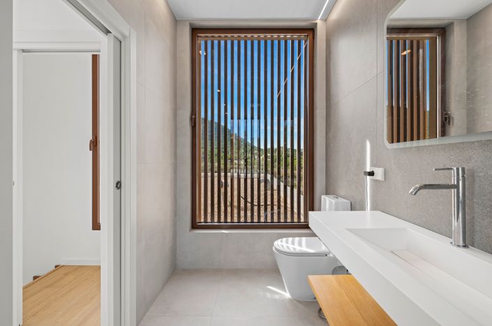 Image No.19-4 Bed Villa for sale