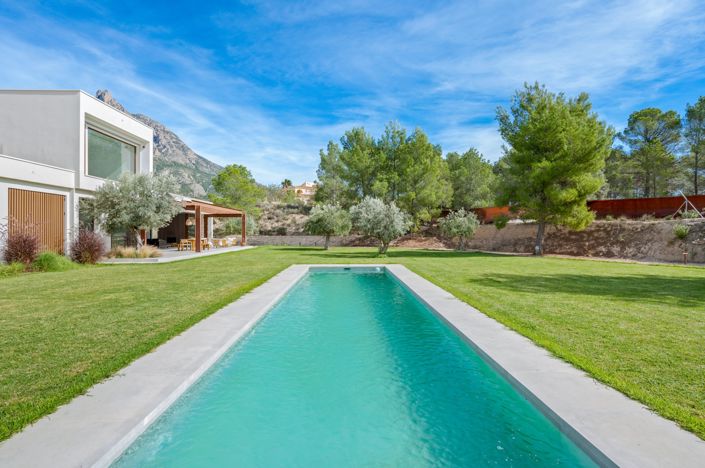 Image No.35-4 Bed Villa for sale