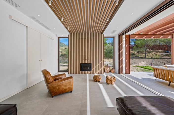 Image No.5-4 Bed Villa for sale