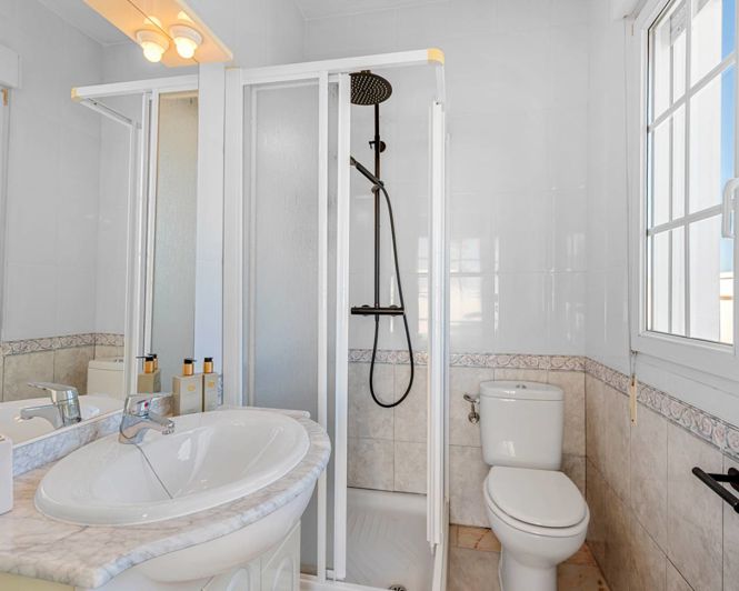 Image No.12-10 Bed Country Property for sale