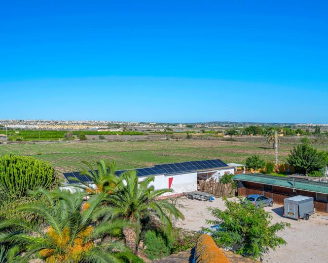 Image No.45-10 Bed Country Property for sale