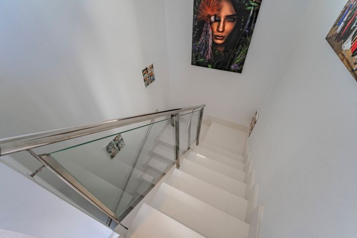 Image No.22-3 Bed Property for sale