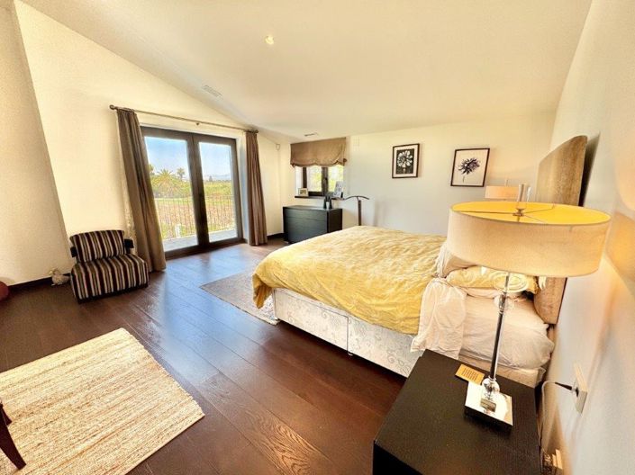 Image No.19-4 Bed Villa for sale