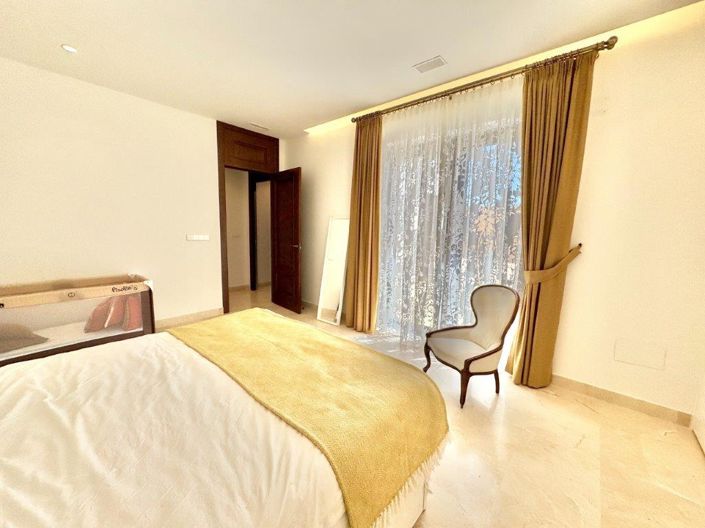 Image No.26-4 Bed Villa for sale