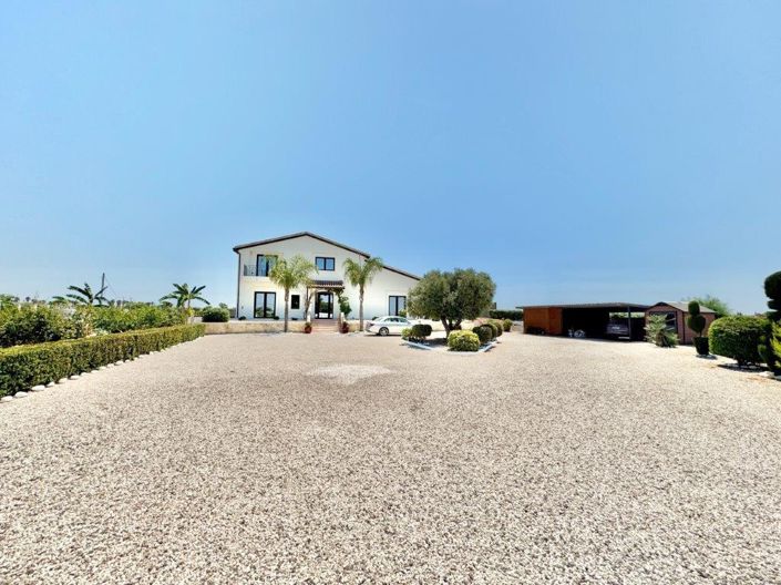 Image No.40-4 Bed Villa for sale