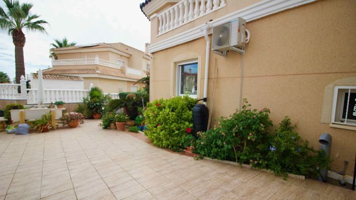 Image No.42-3 Bed Villa for sale